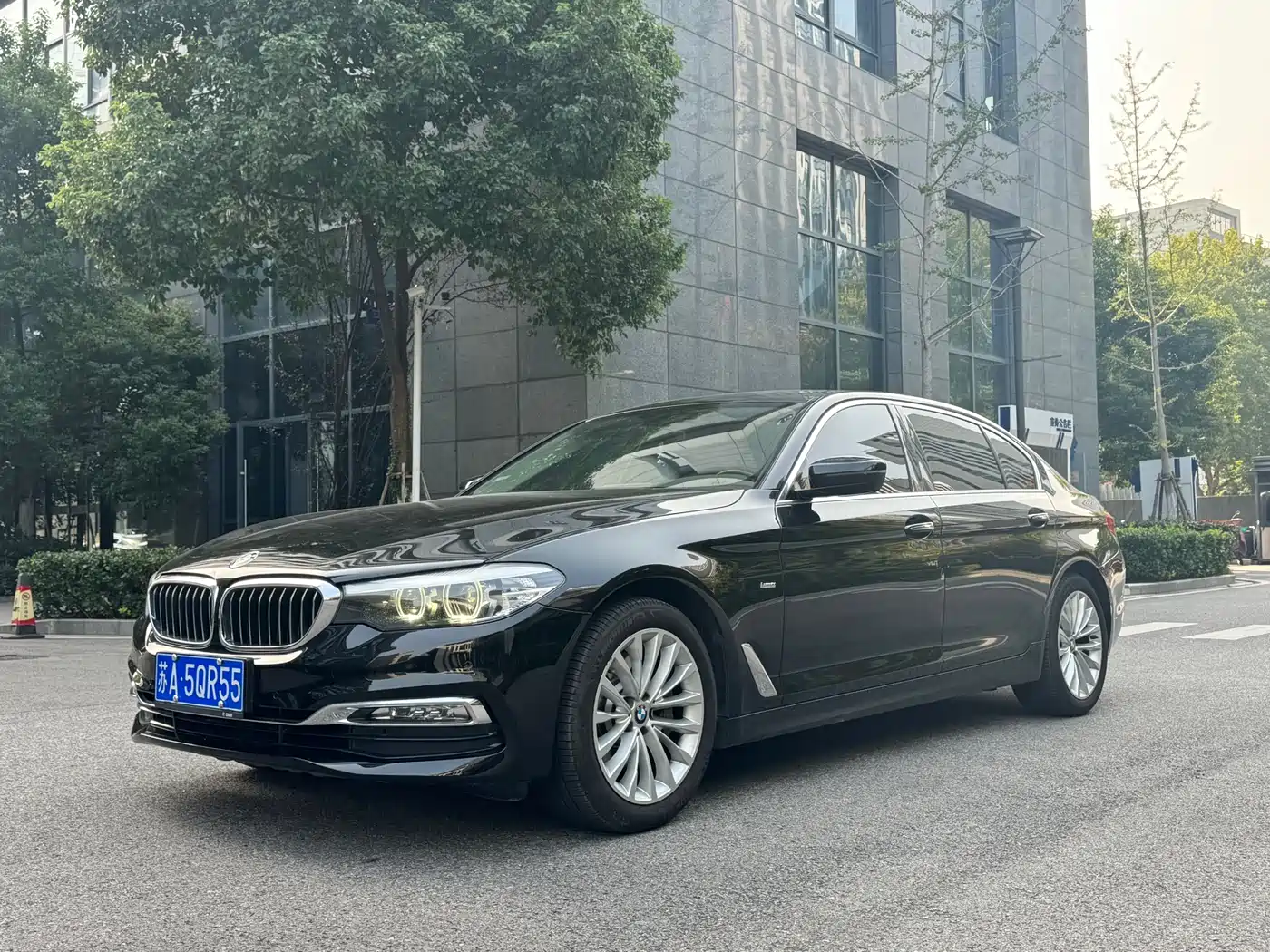 BMW 5 Series 2018 Facelift 530Li Leading Luxury Package