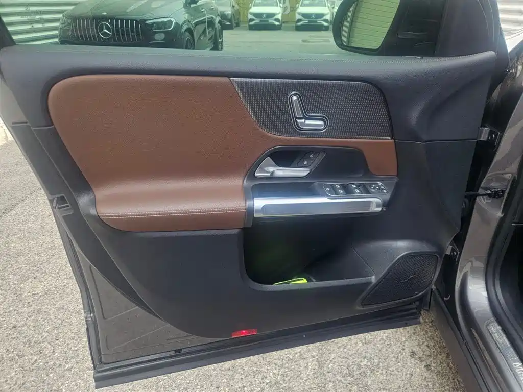 Mercedes-Benz GLB 2020 GLB 200 Dynamic фото 11