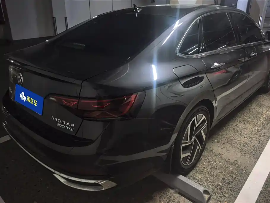 Volkswagen Sagitar 2023 300TSI DSG Surpassing Edition фото 3