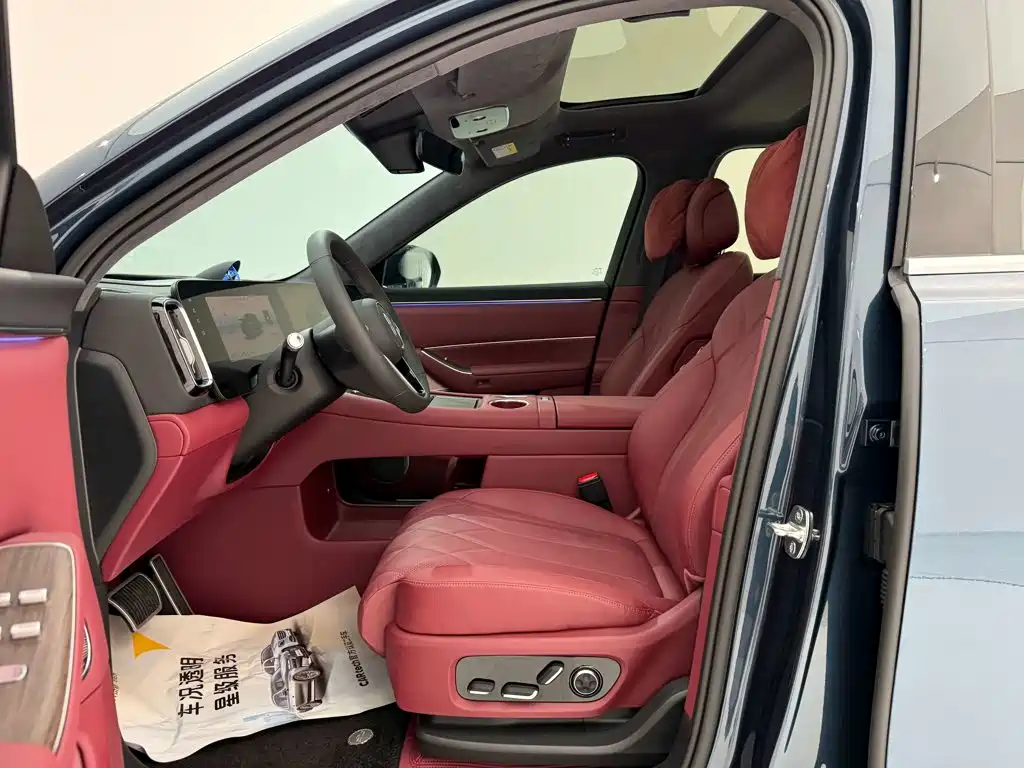 AITO Wenjie AITO M8 2026 2025 Range Extender Max+ Edition 53.4kWh 5-seater