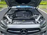 Photo 12 - Mercedes-Benz E-Class