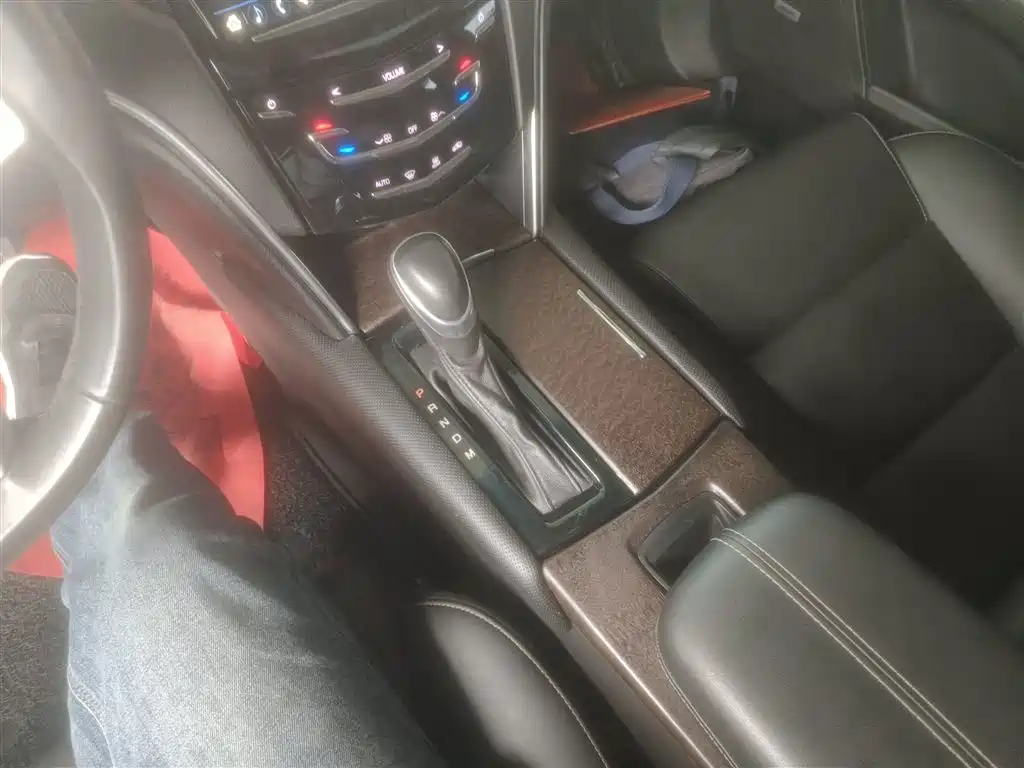 Cadillac XTS 2018 28T Technology фото 14