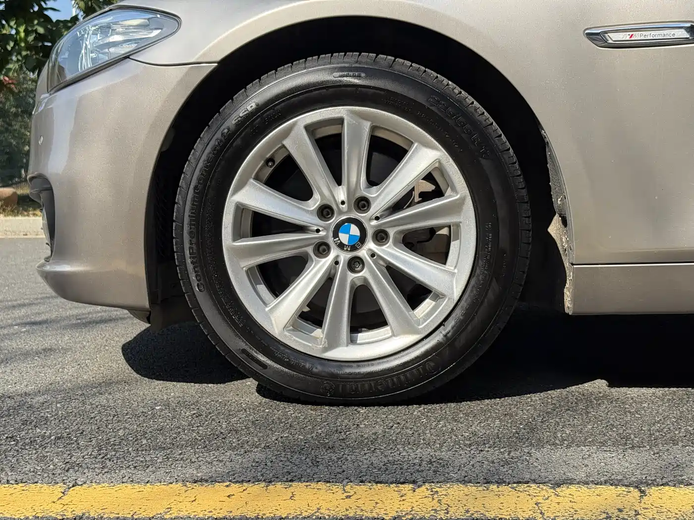 BMW 5 Series 2014 520Li Elegance фото 18