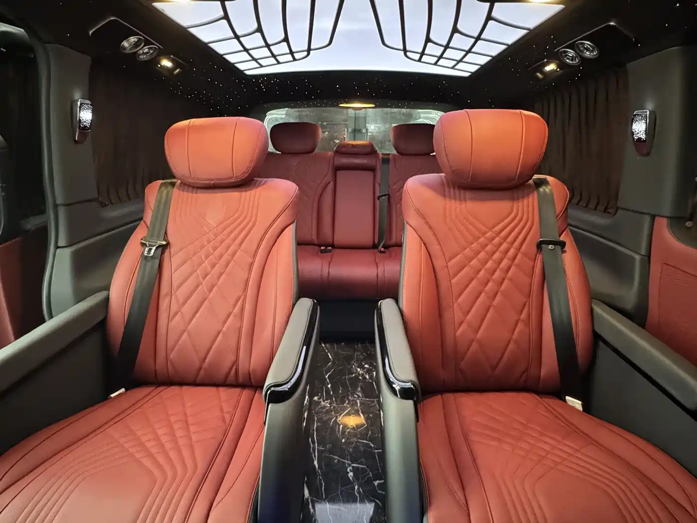 Mercedes-Benz Vito 2018 2.0T Elite Edition 7-Seater China V фото 10