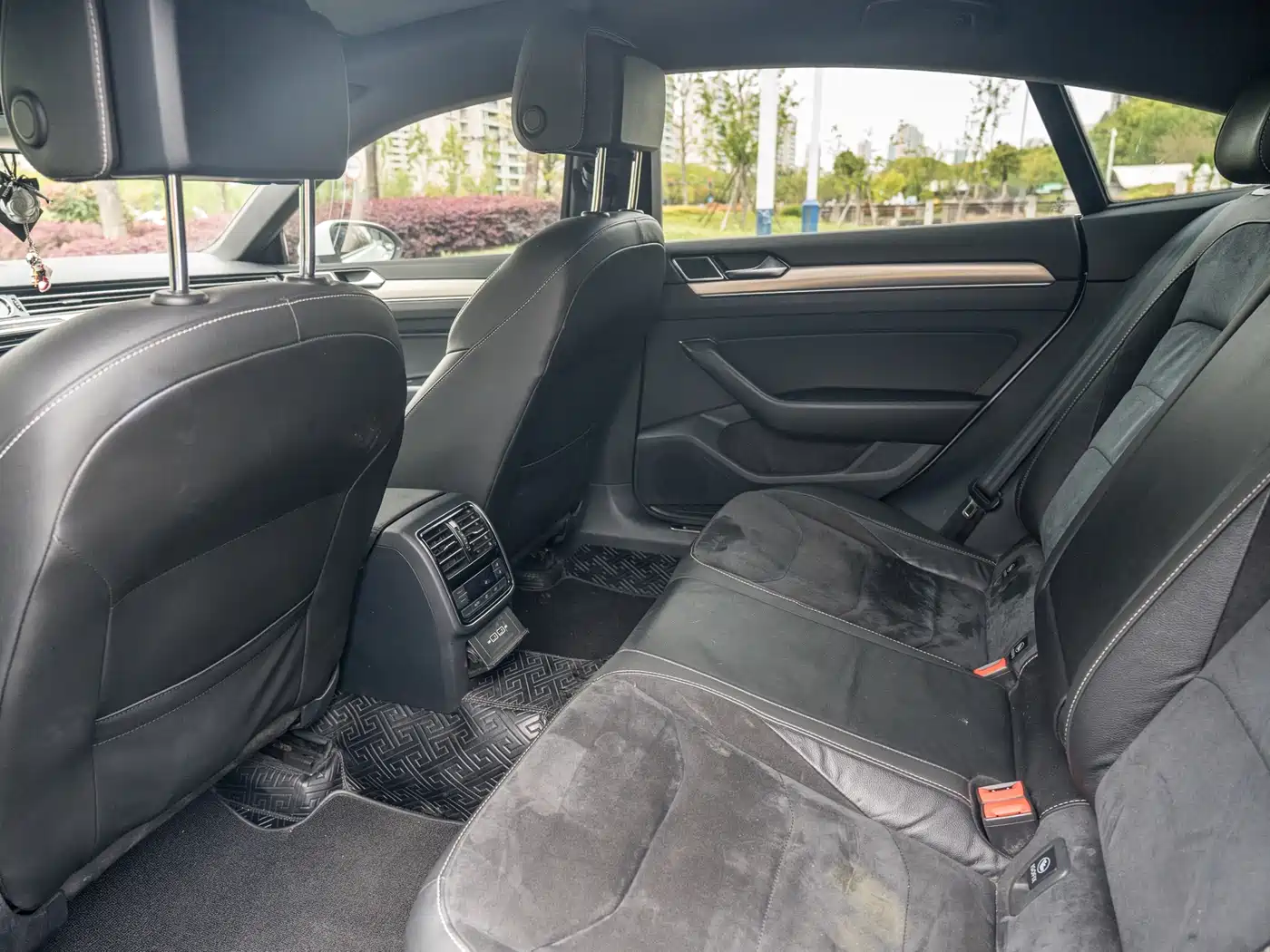 Volkswagen FAW-Volkswagen CC 2019 330TSI Elegance Edition China VI фото 15
