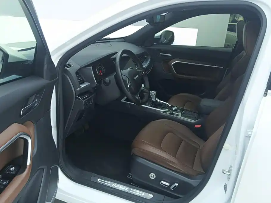 Фото 9 - Haval H6