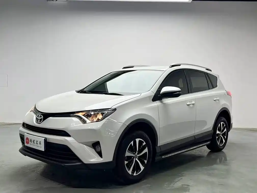 Toyota RAV4 Rongfang 2016 2.0L CVT 2WD Urban (China V)