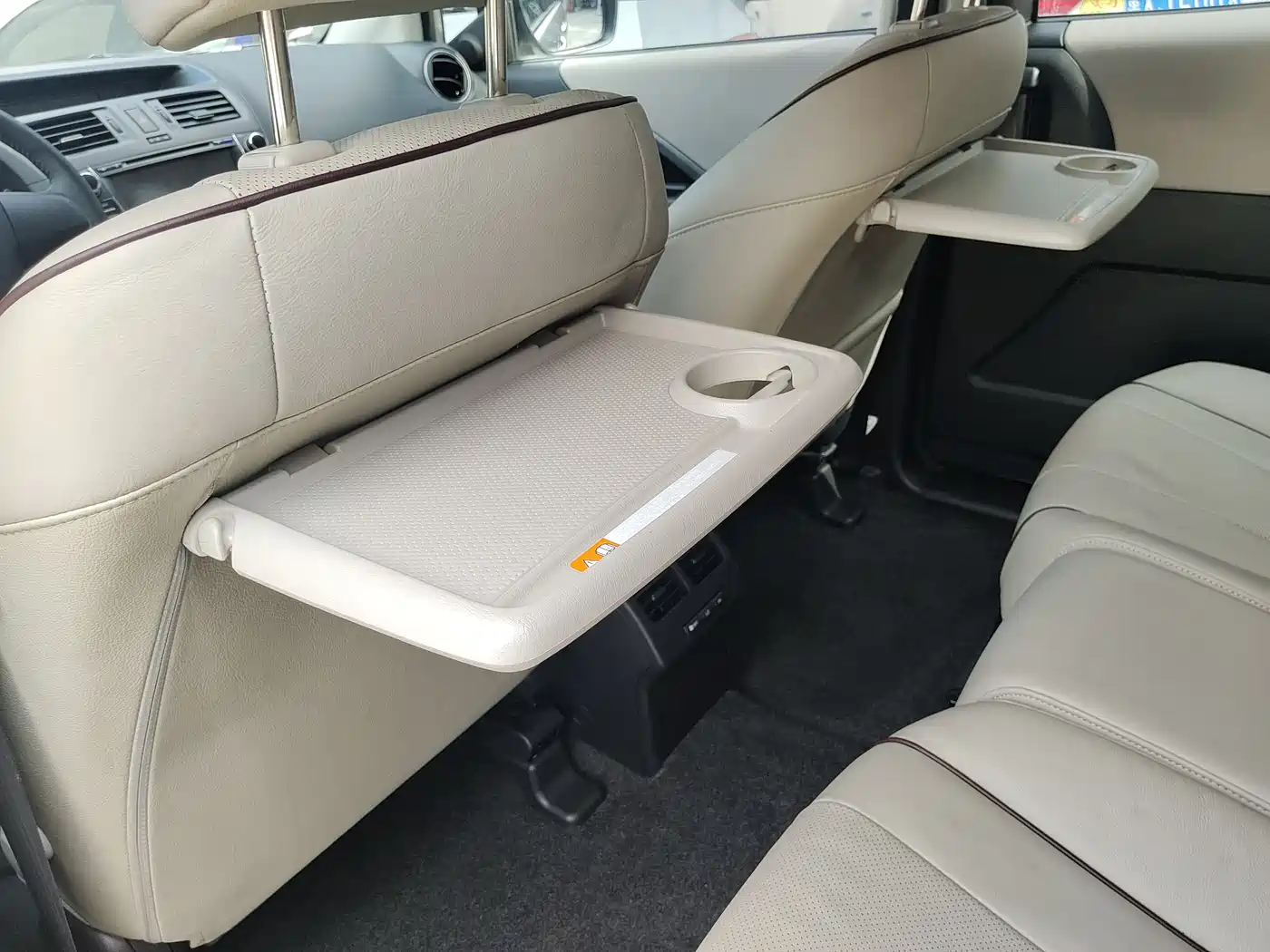 Mazda Mazda5 2013 2.0L Automatic Luxury фото 17