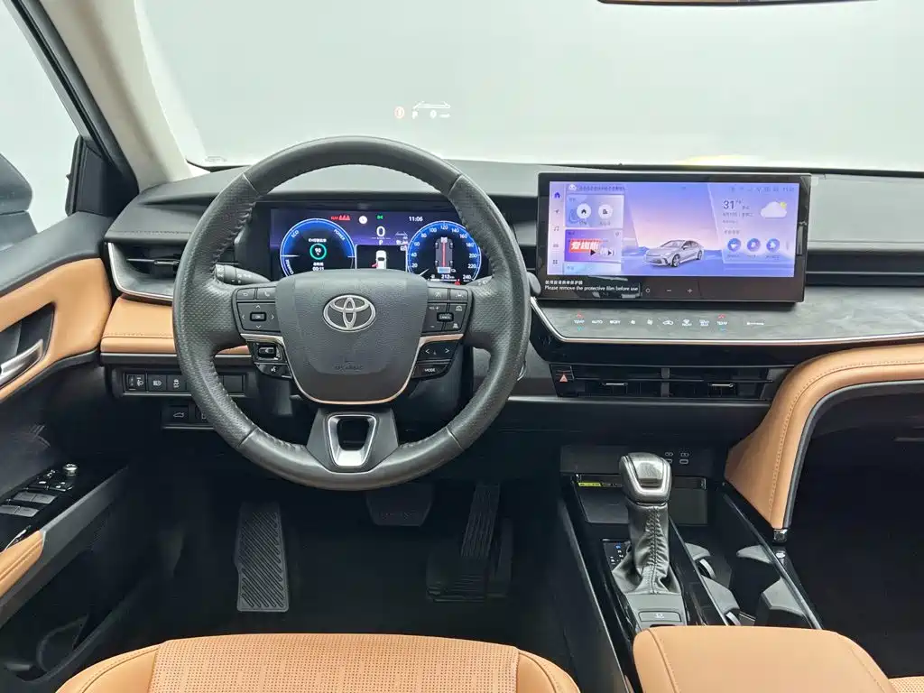 Toyota Camry 2025 2024 Hybrid 2.0HG Premium Edition