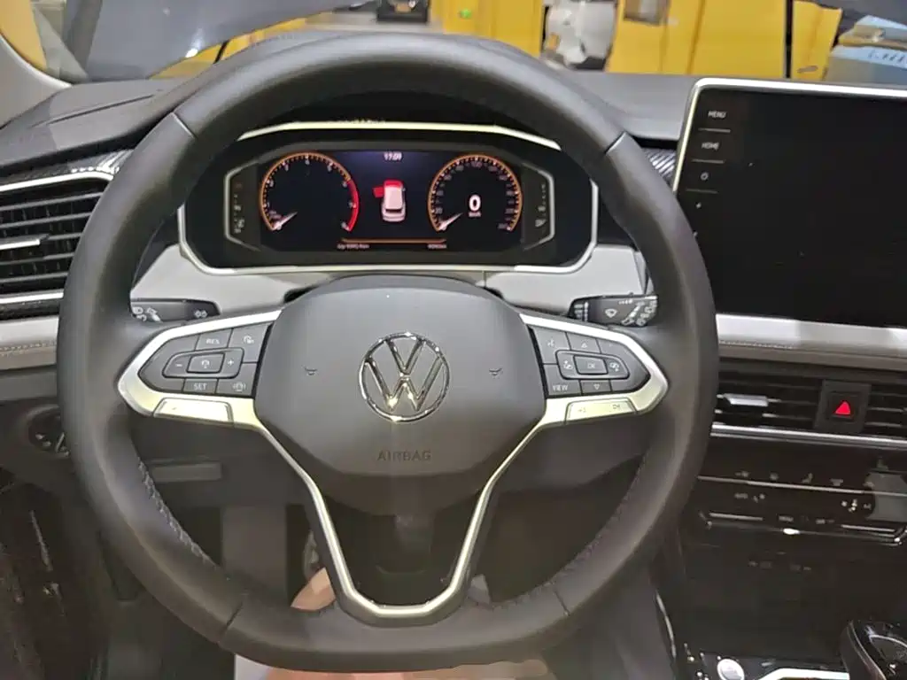 صورة 11 - Volkswagen Tayron