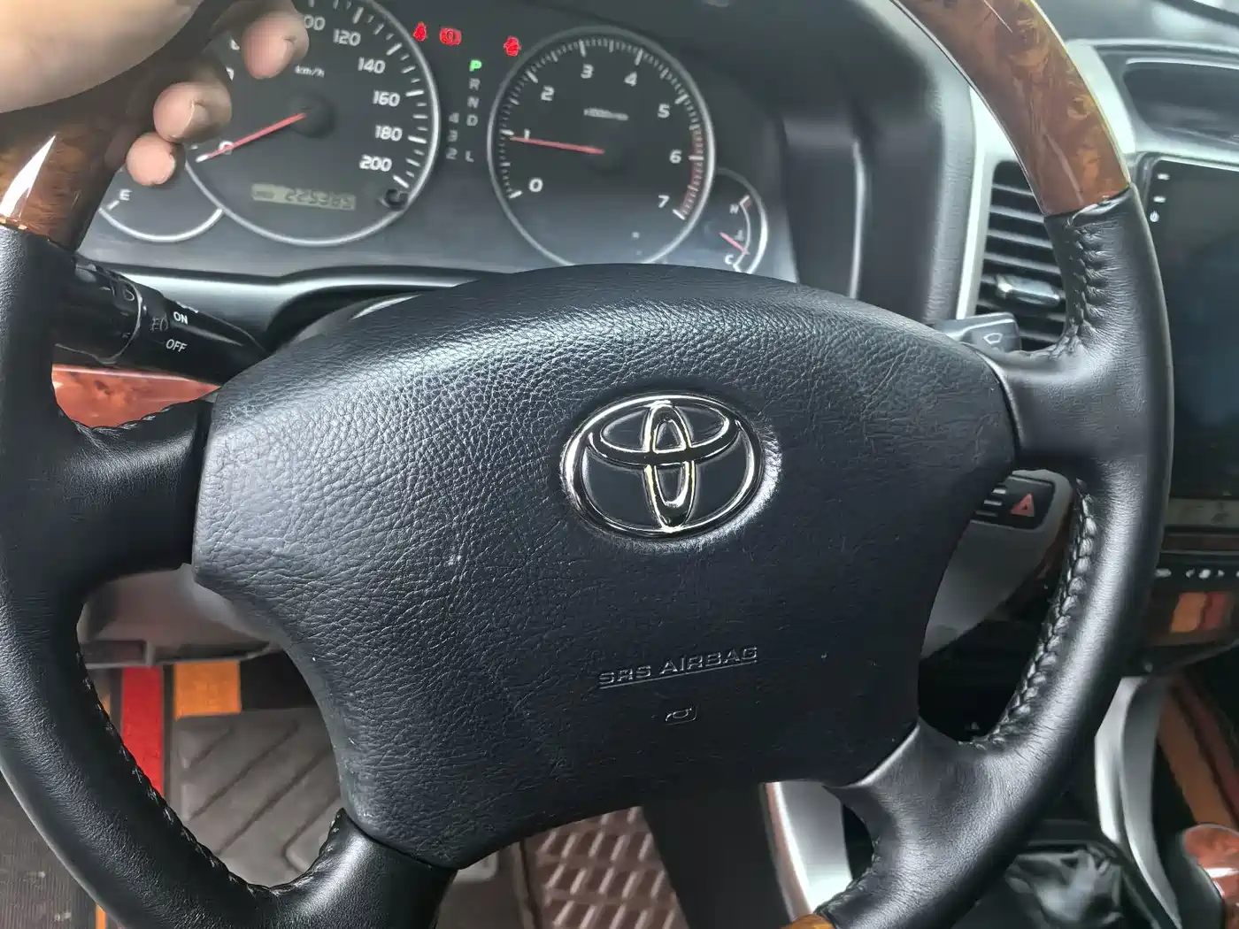 Toyota Prado 2005 2005 Model 4.0L Automatic GX Luxury Edition