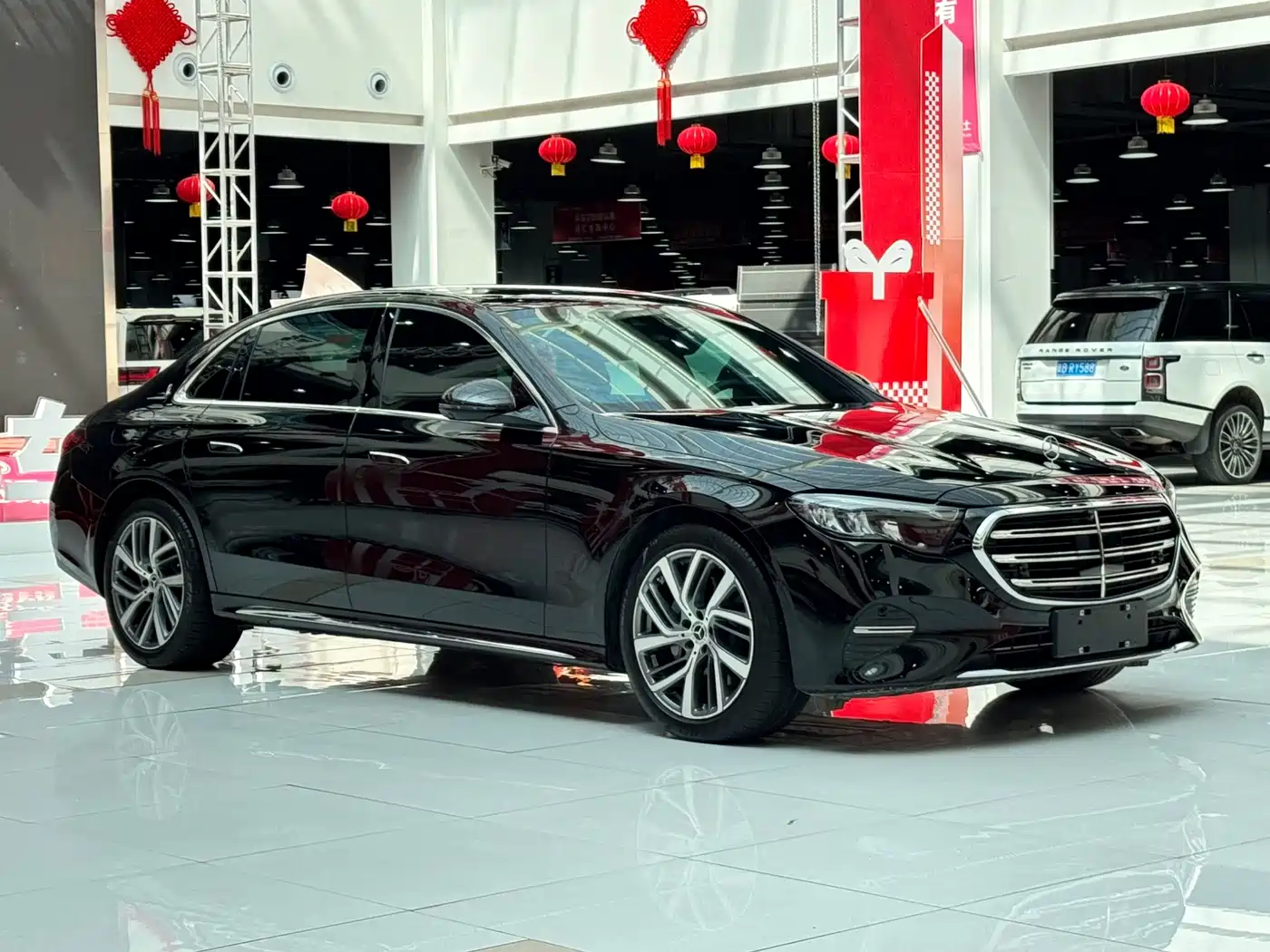 Mercedes-Benz E-Class 2025 E 300 L Fashion фото 3