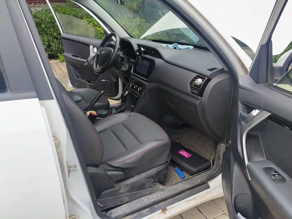 Chery Tiggo 3 2016 2016 1.6L CVT Smart Edition