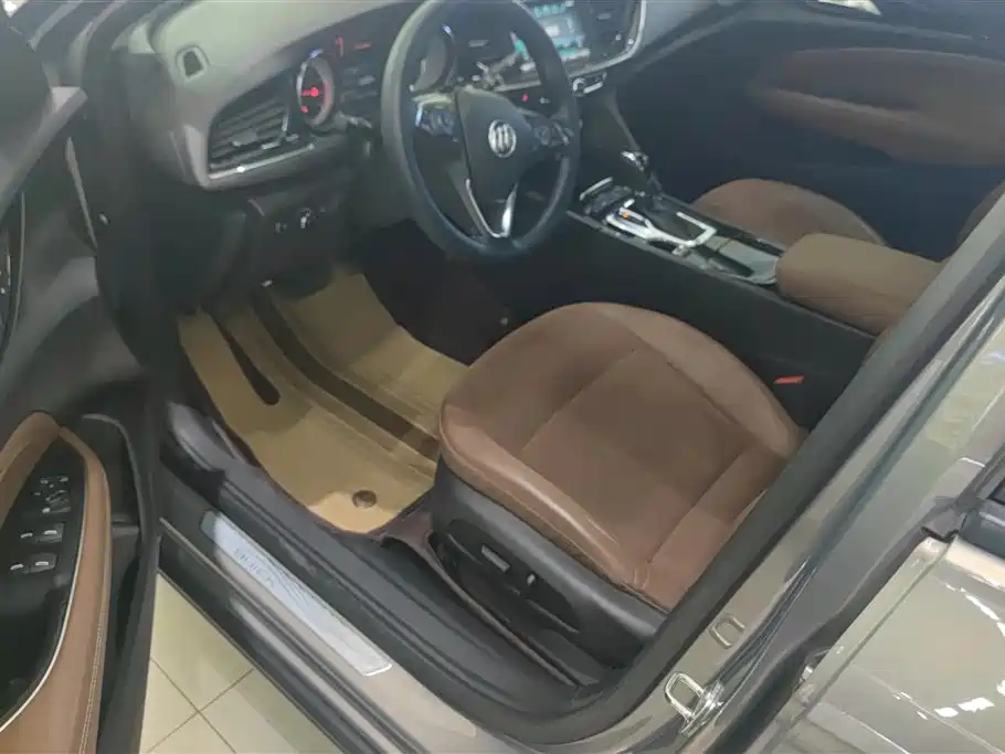 Buick Regal 2017 20T Elite Type фото 9