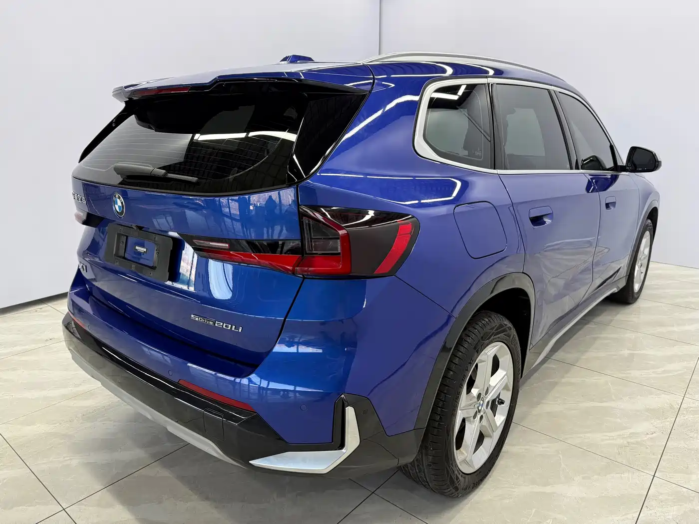 BMW X1 2023 sDrive20Li X Design Package фото 4
