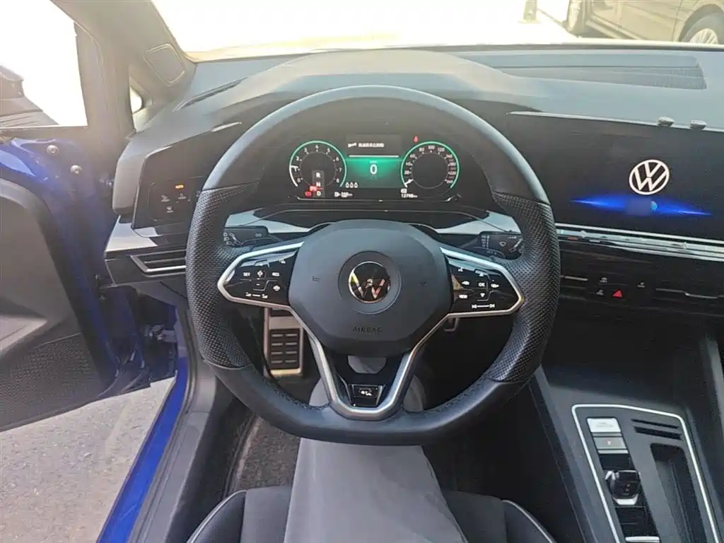 Volkswagen Golf 2021 280TSI DSG R-Line фото 11