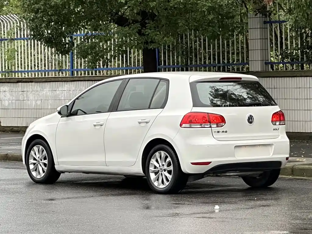 Volkswagen Golf 2012 2012 1.6 Automatic Comfort Type