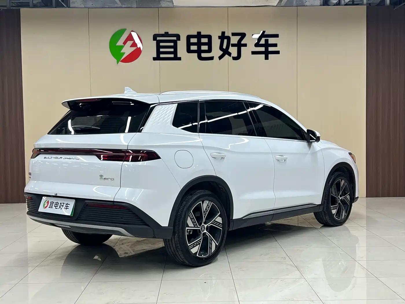 BYD Song Pro New Energy 2024 Glory Edition DM-i 110KM Excellence фото 5
