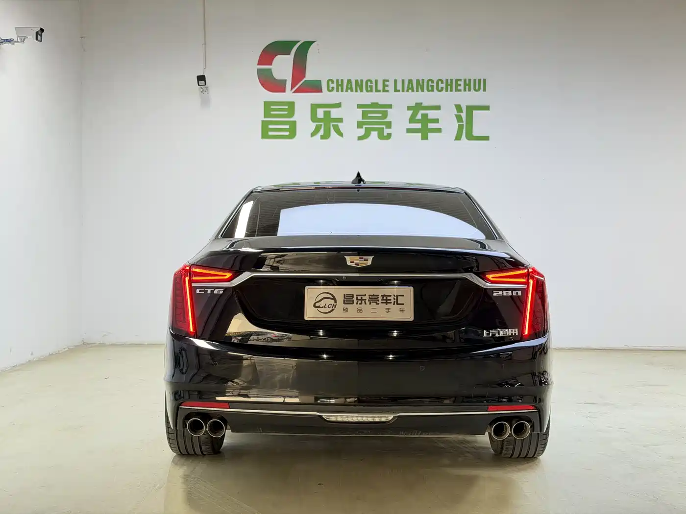 CADILLAC CT6