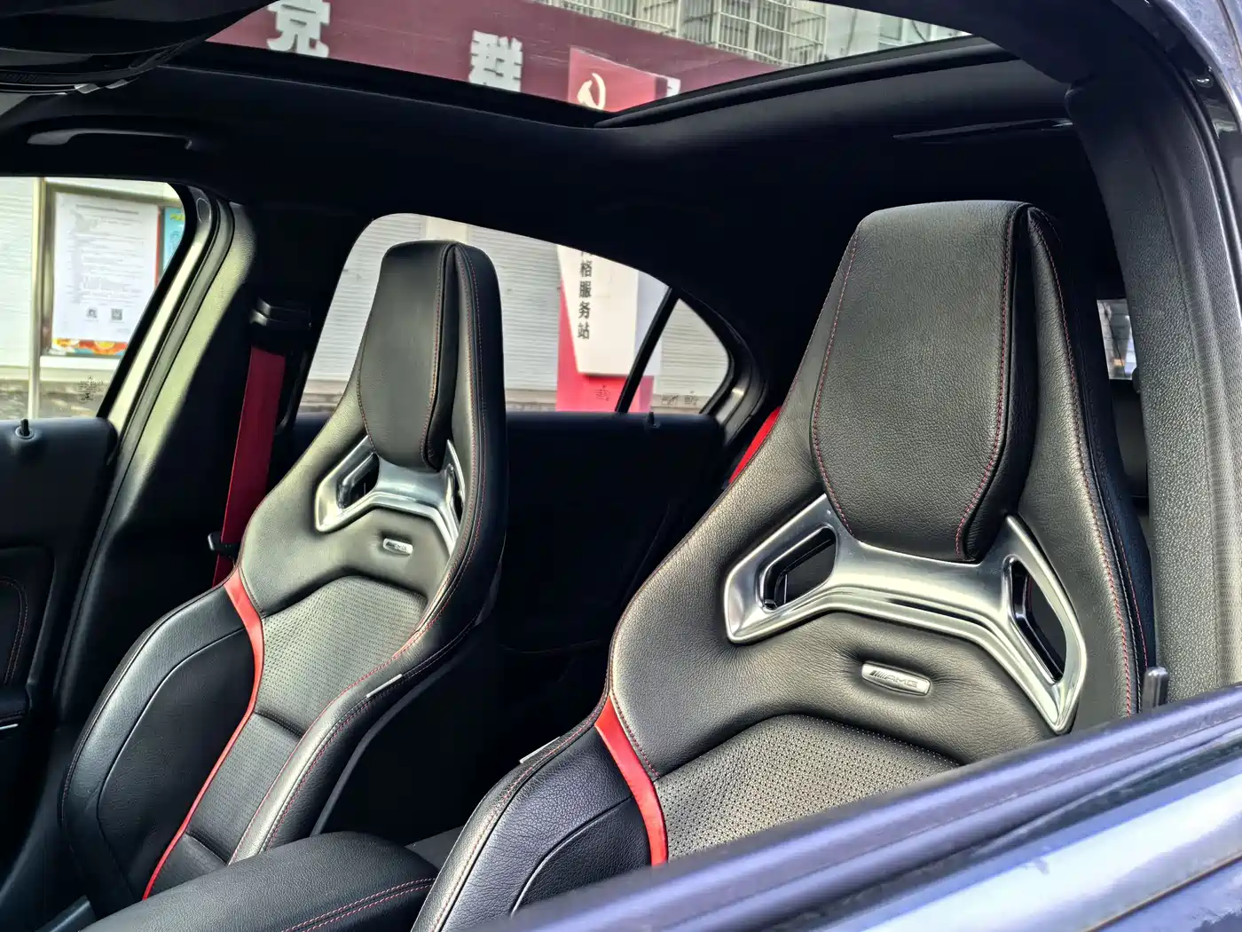 Mercedes-Benz A-Class AMG (Import) 2014 AMG A 45 4MATIC фото 6