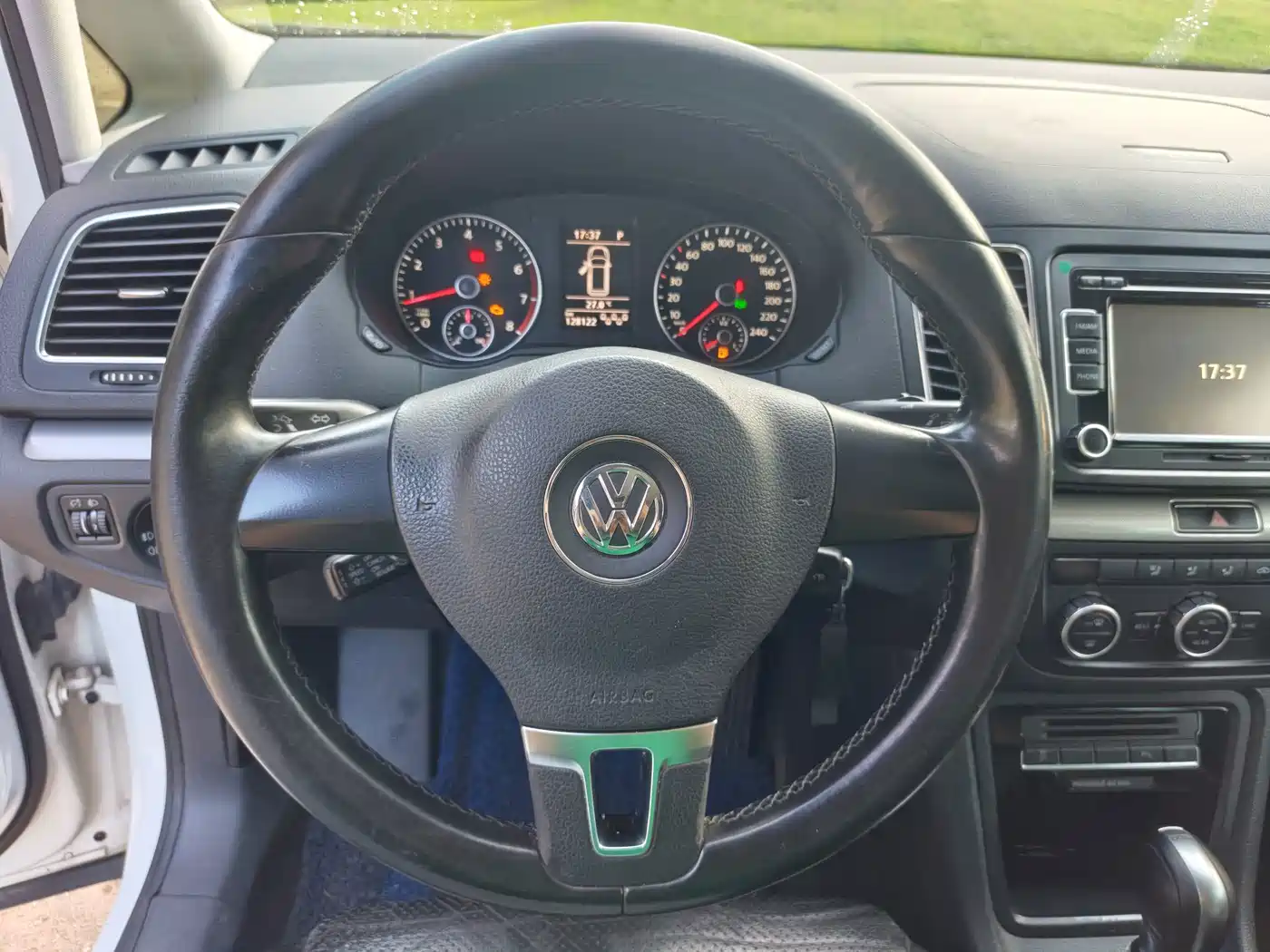 Volkswagen Sharan 2014 2014 2.0TSI Standard