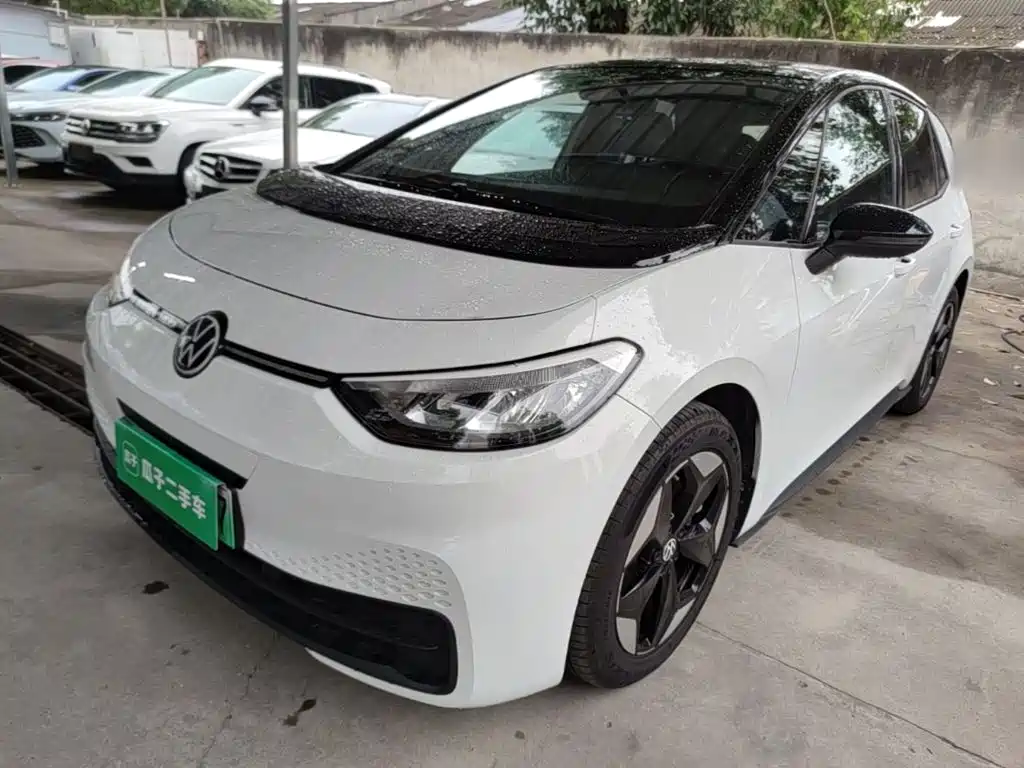 Volkswagen ID.3 2025 Facelift Smart Outstanding Edition
