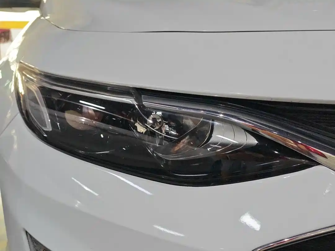 Фото 16 - Chevrolet Malibu XL