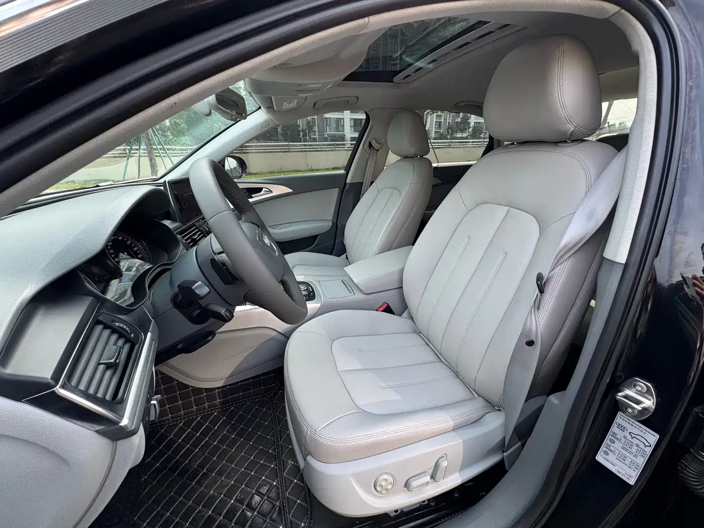 Audi A6L 2012 TFSI Standard фото 5