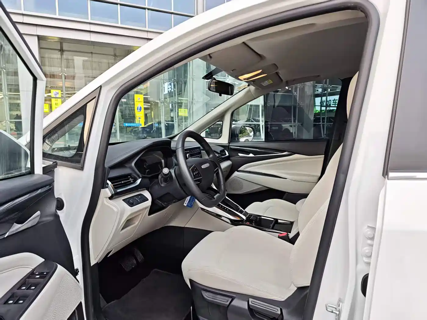 SAIC Maxus Dajia 5 2024 410KM Elite Edition 7-Seater фото 13