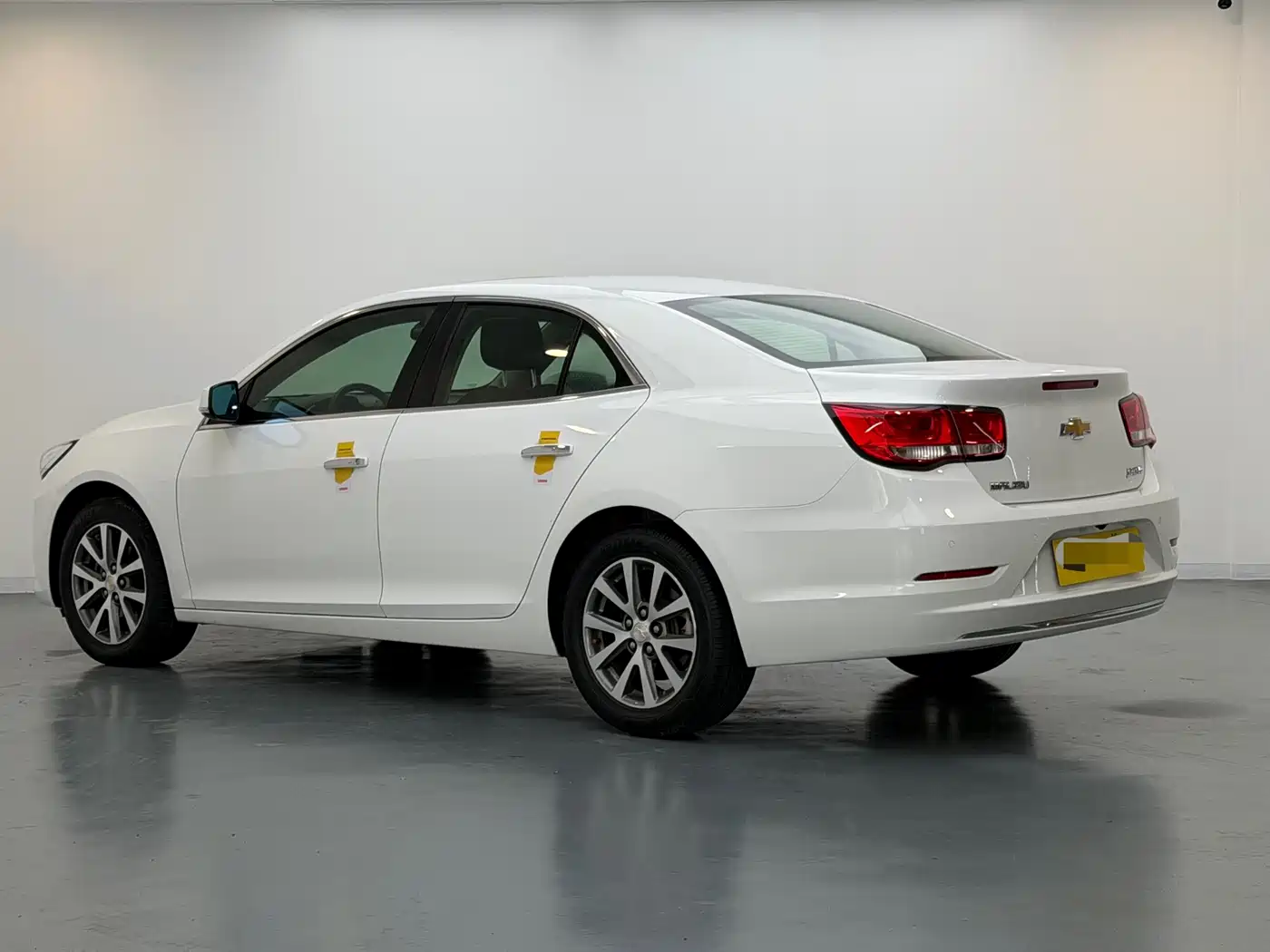 Chevrolet Malibu 2016 2.0L Automatic Luxury фото 7