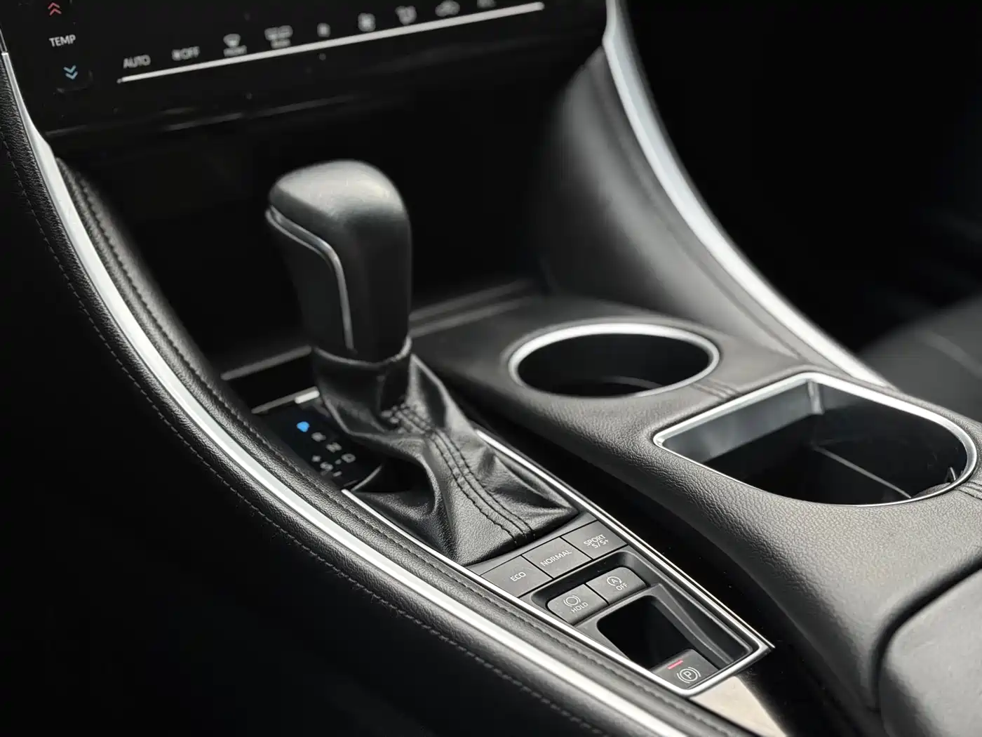 Toyota Avalon 2023 2.5L Touring Premium Edition фото 31