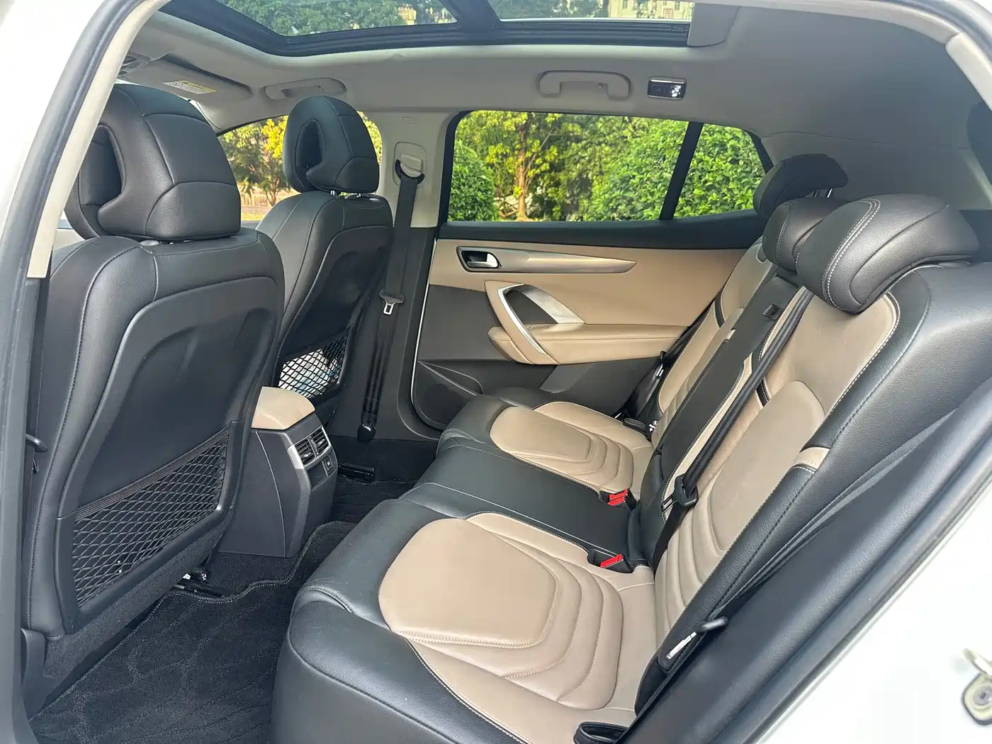 DS 6 2015 2014 1.6T Luxury Edition THP200