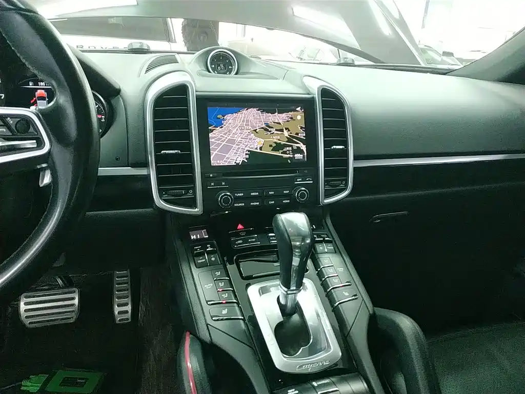 Porsche Cayenne 2016 Cayenne 3.0T фото 9
