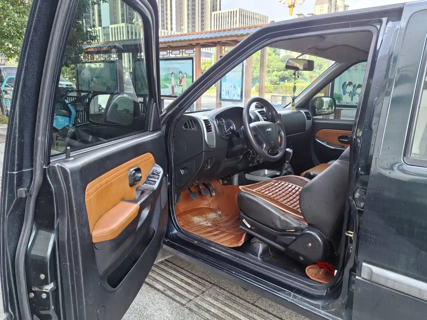 Jiangling Baodian 2017 2016 2.8T New Value Diesel 2WD Standard Cargo Luxury JX493ZLQ4G