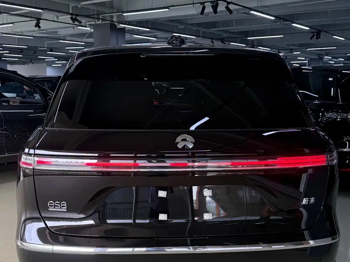 NIO NIO ES8
