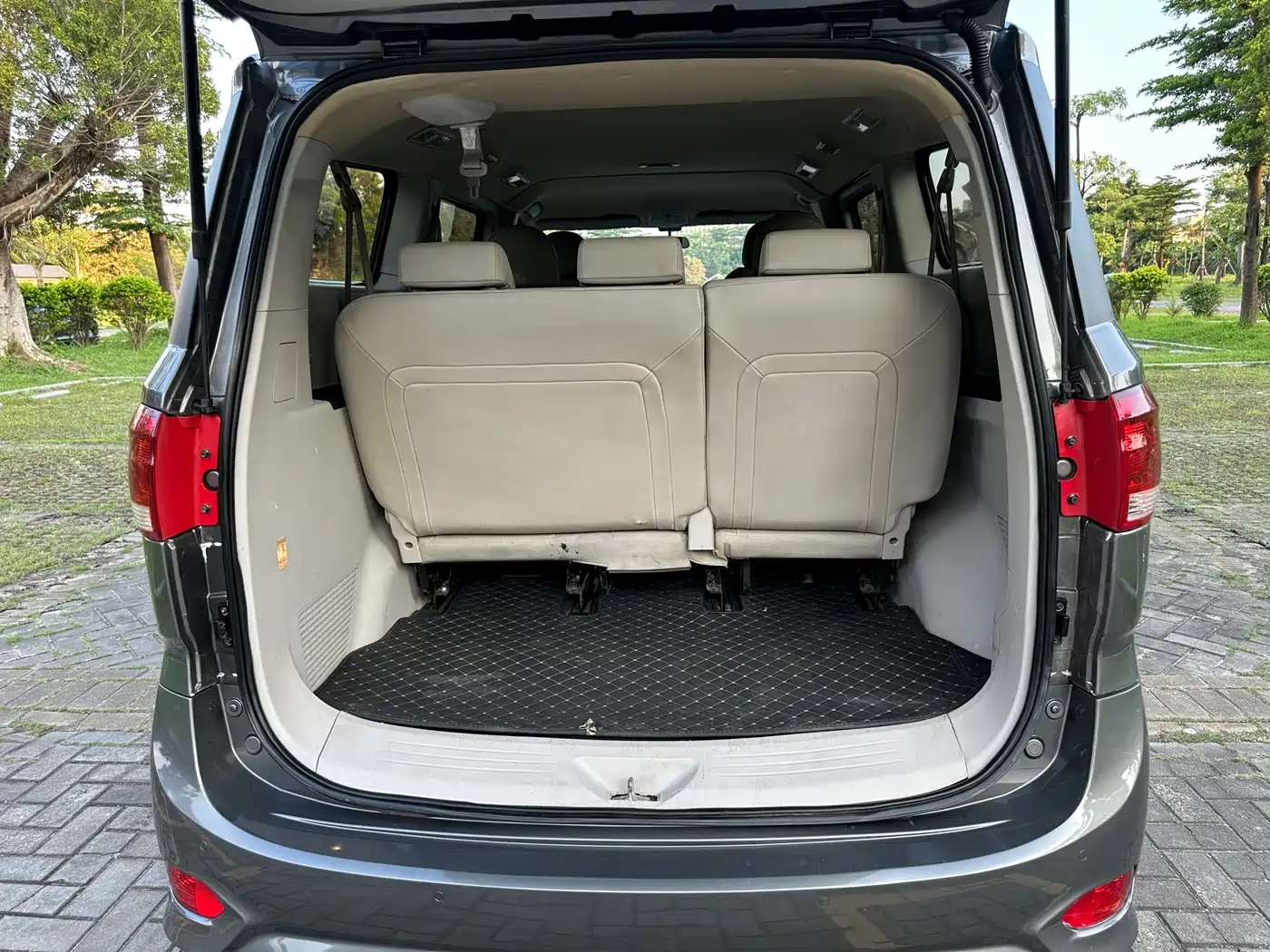 SAIC Maxus Maxus G10 2019 PLUS 2.0T Auto Elite China VI фото 17