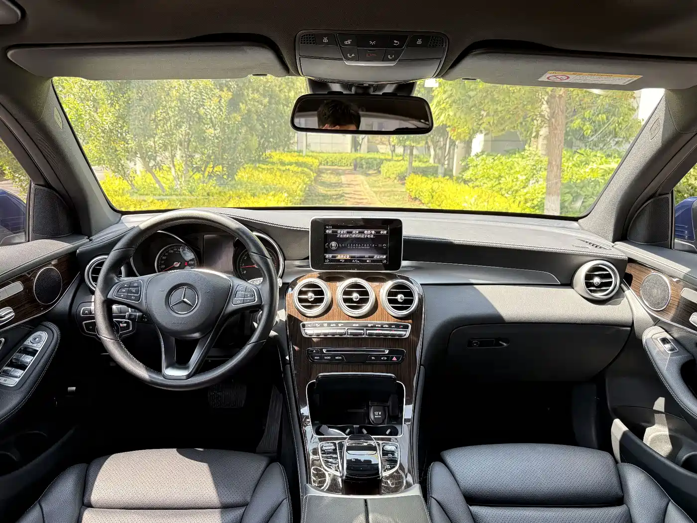 Mercedes-Benz GLC 2019 GLC 260 L 4MATIC Luxury фото 12