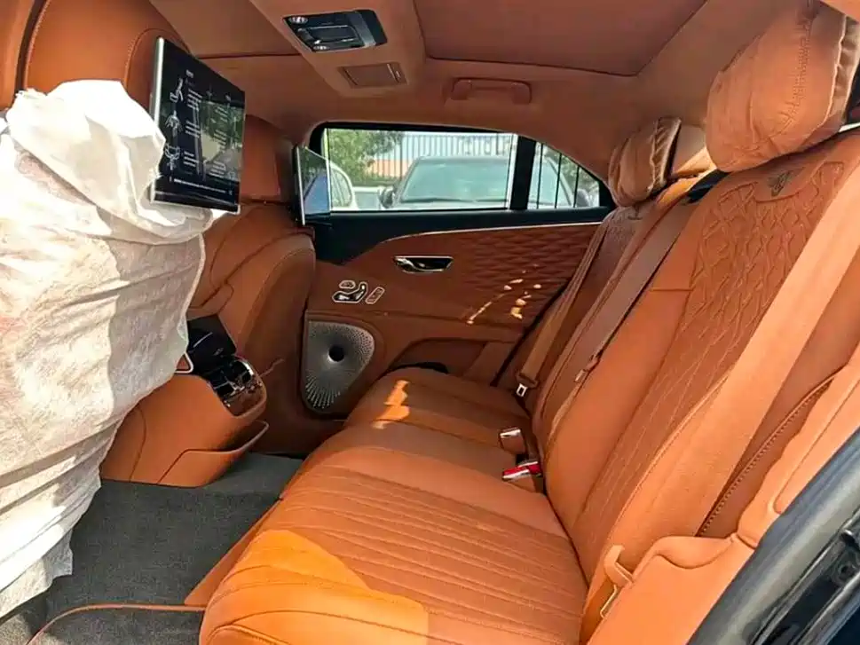 Bentley Flying Spur 2023 2023 4.0T V8 Elegance Edition