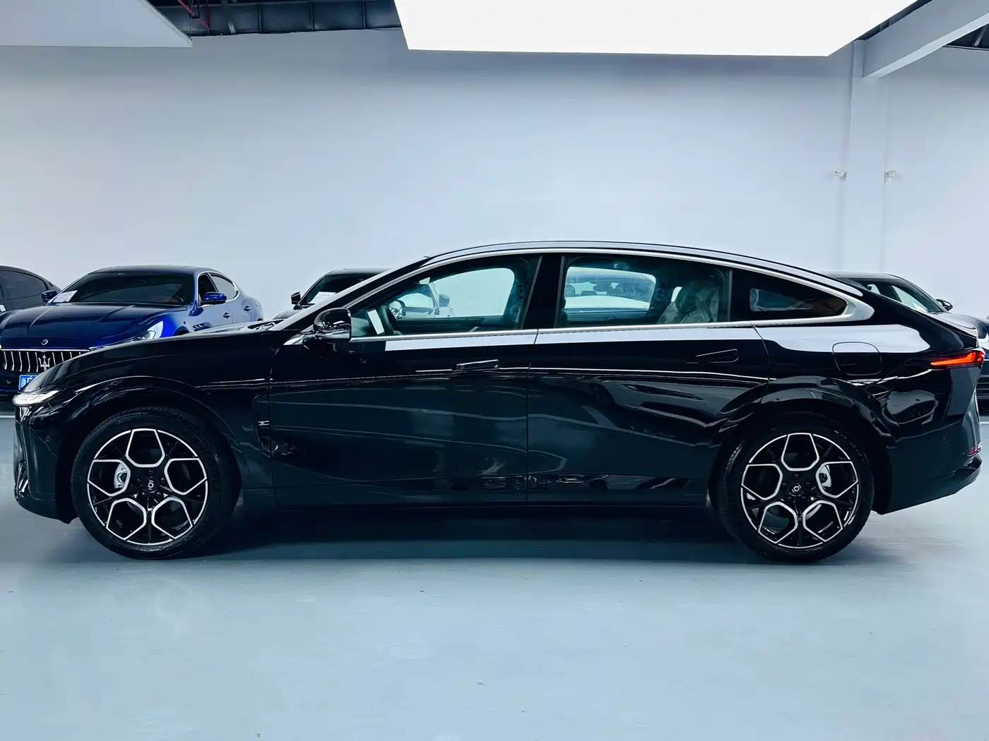 Changan Qiyuan A07 2026 2025 Blue Whale Extended Range 230 Flagship