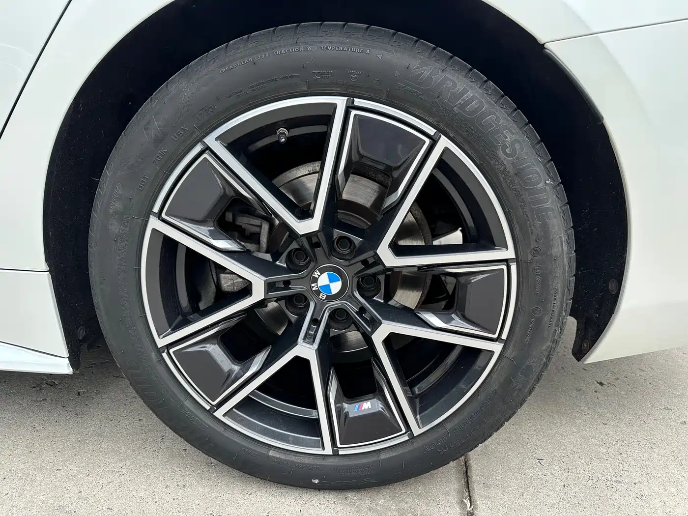 BMW 4 Series 2023 425i Gran Coupe M Sport Shadowline Package фото 5