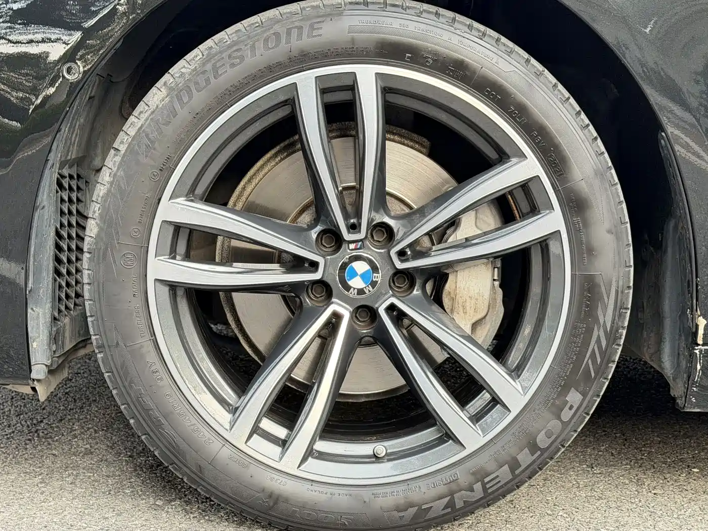 BMW 7-SERIES