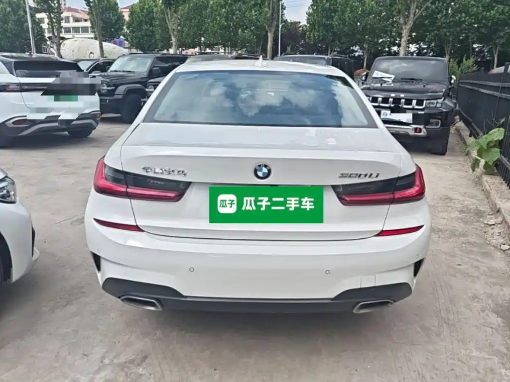 BMW 3-SERIES