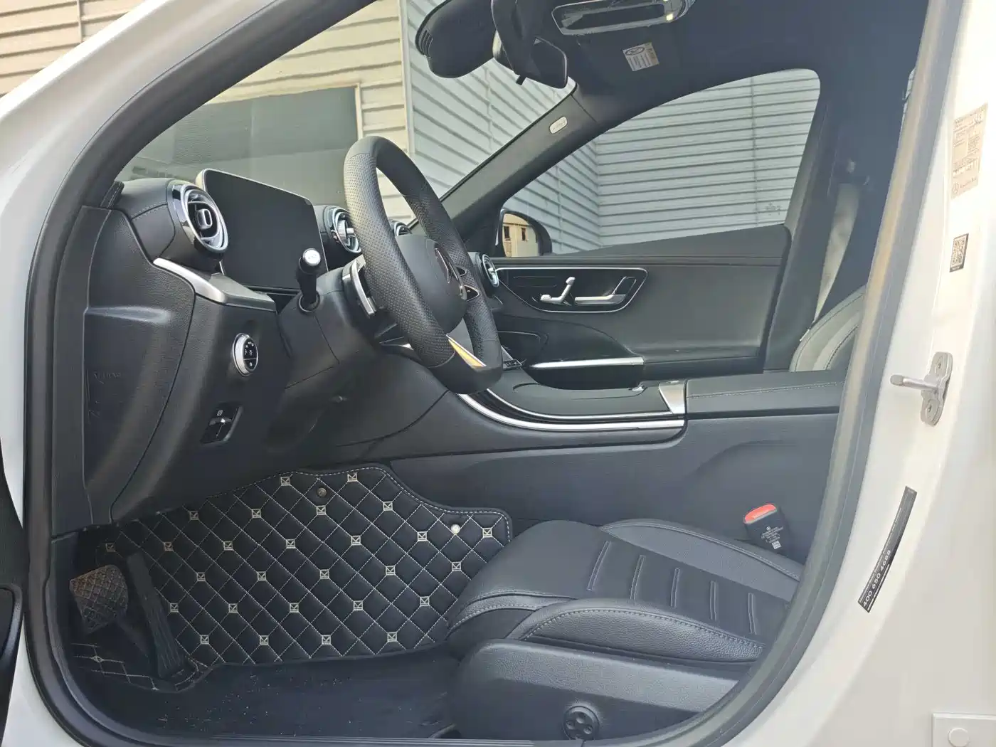 Mercedes-Benz C-Class 2025 C 260 L Sport Edition фото 12