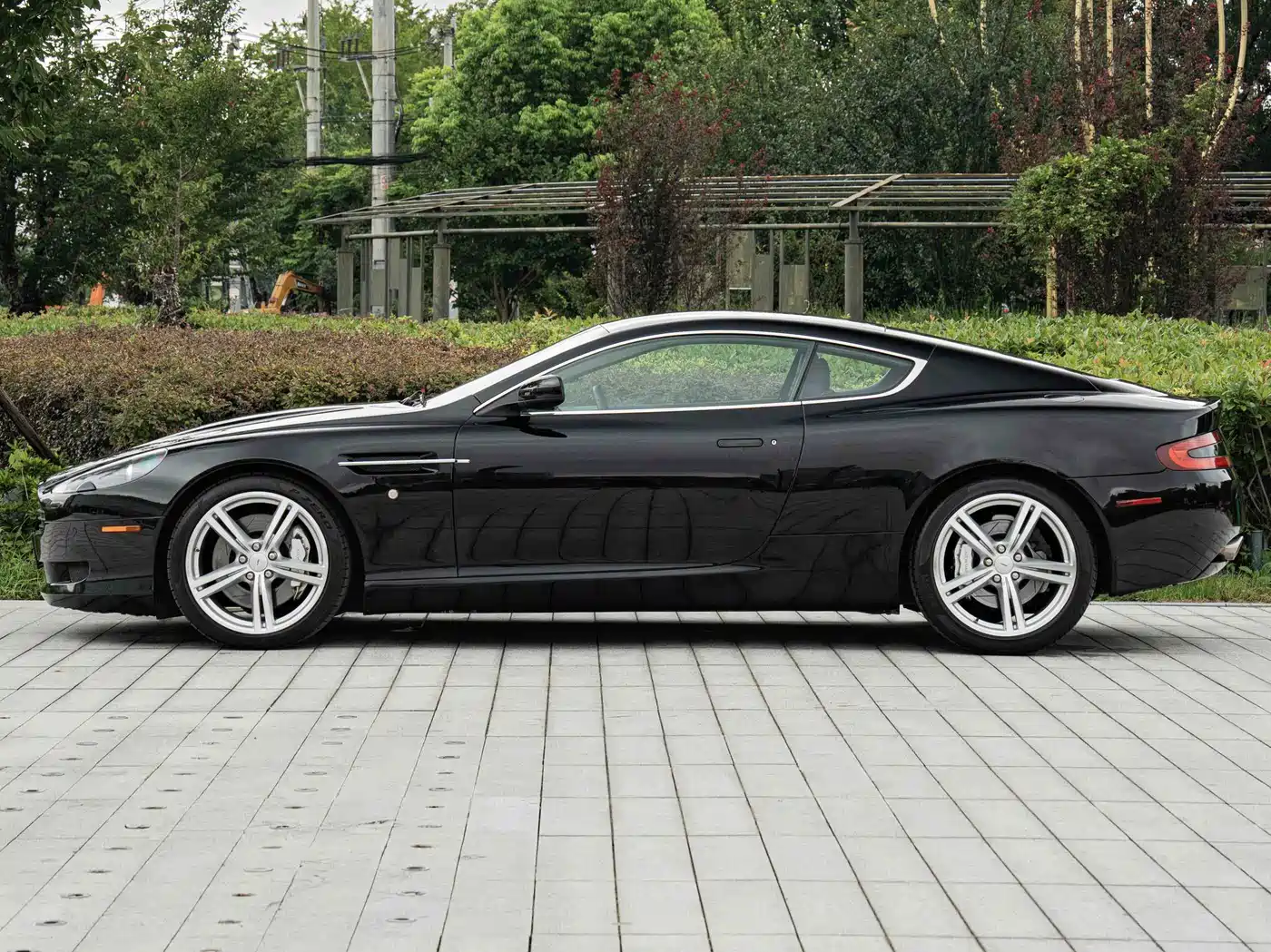 Aston Martin DB9 2009 2007 6.0L Touchtronic Coupe