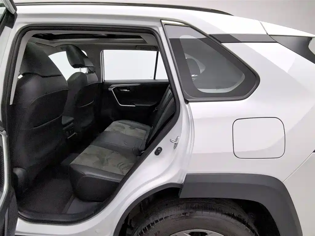 Toyota RAV4 Rongfang 2023 2.0L CVT 4WD Adventure Plus Edition фото 15