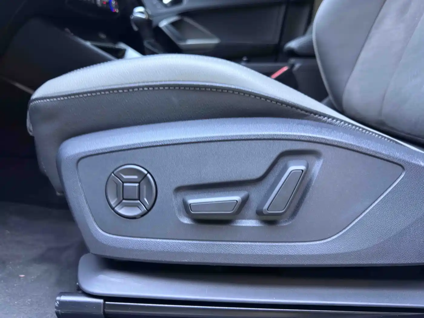 Audi Q3 2023 35 TFSI Fashion Dynamic (1.4T) фото 15