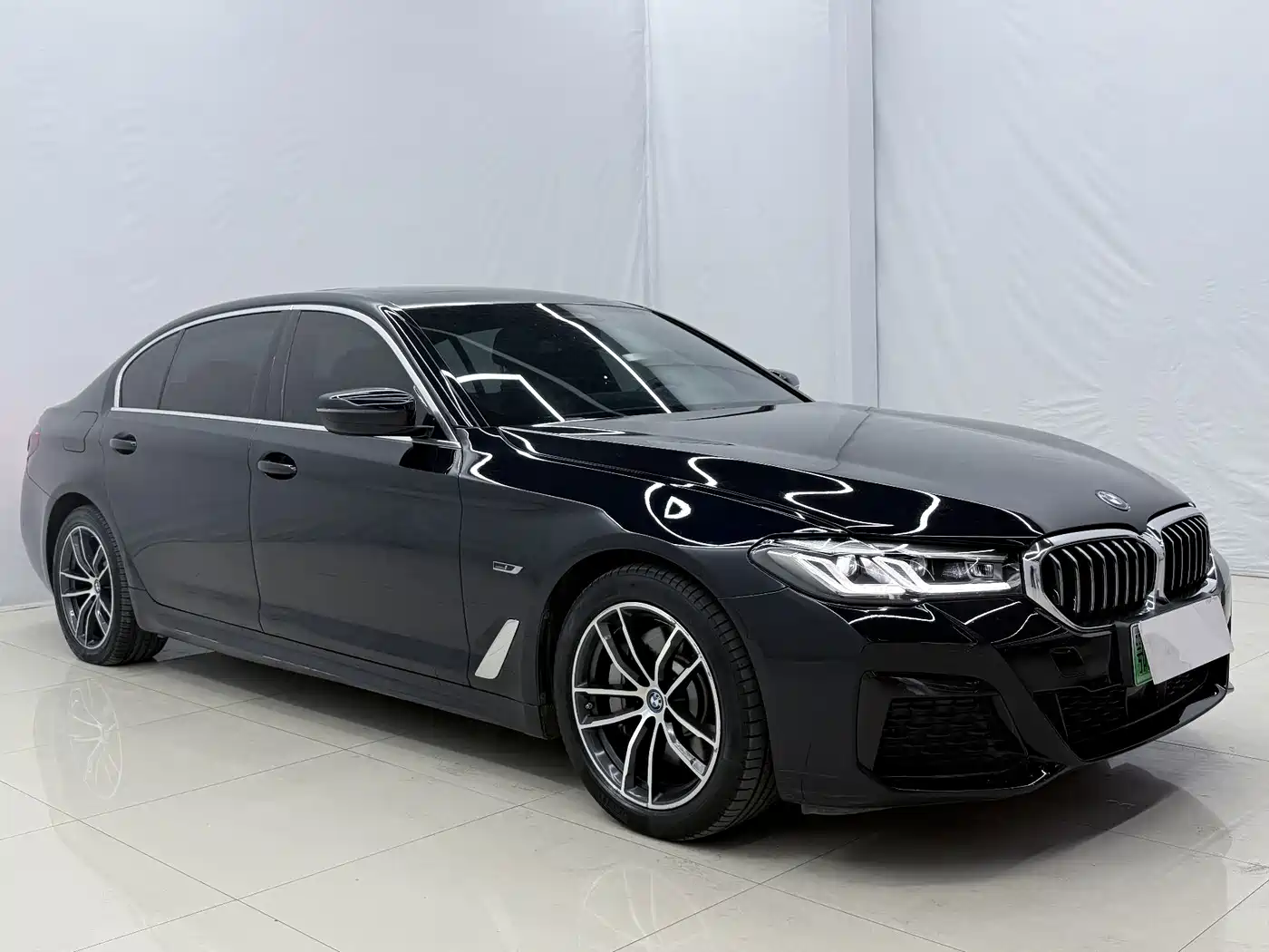 BMW 5 Series New Energy 2023 2022 Model Facelift III 535Le Pioneer Edition M Sport Package