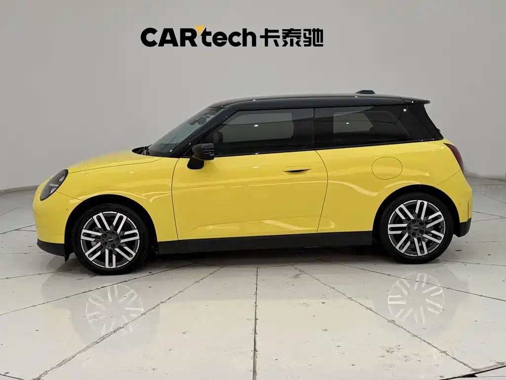 MINI Electric MINI COOPER 2024 2024 456km COOPER E Classic