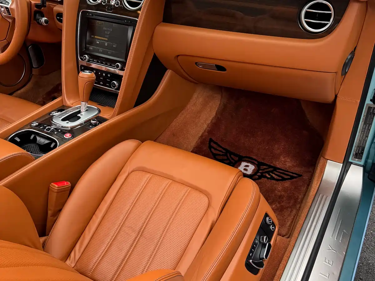 Bentley Continental 2014 2012 4.0T GTC V8
