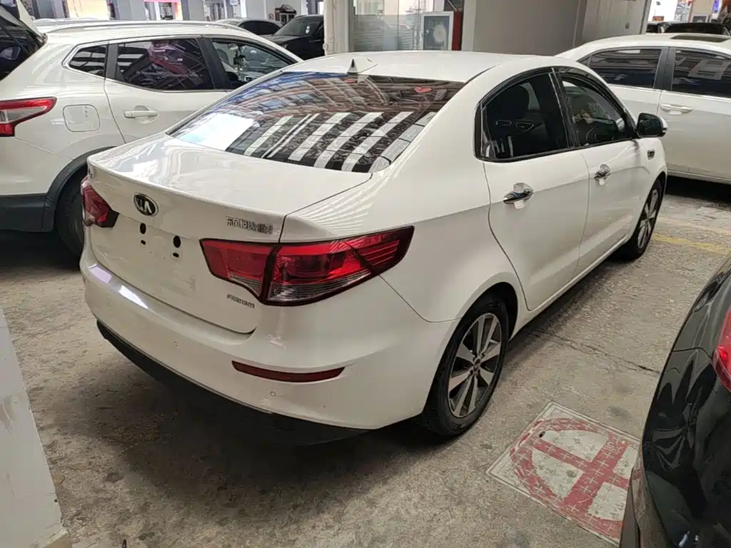 Фото 7 - Kia K2